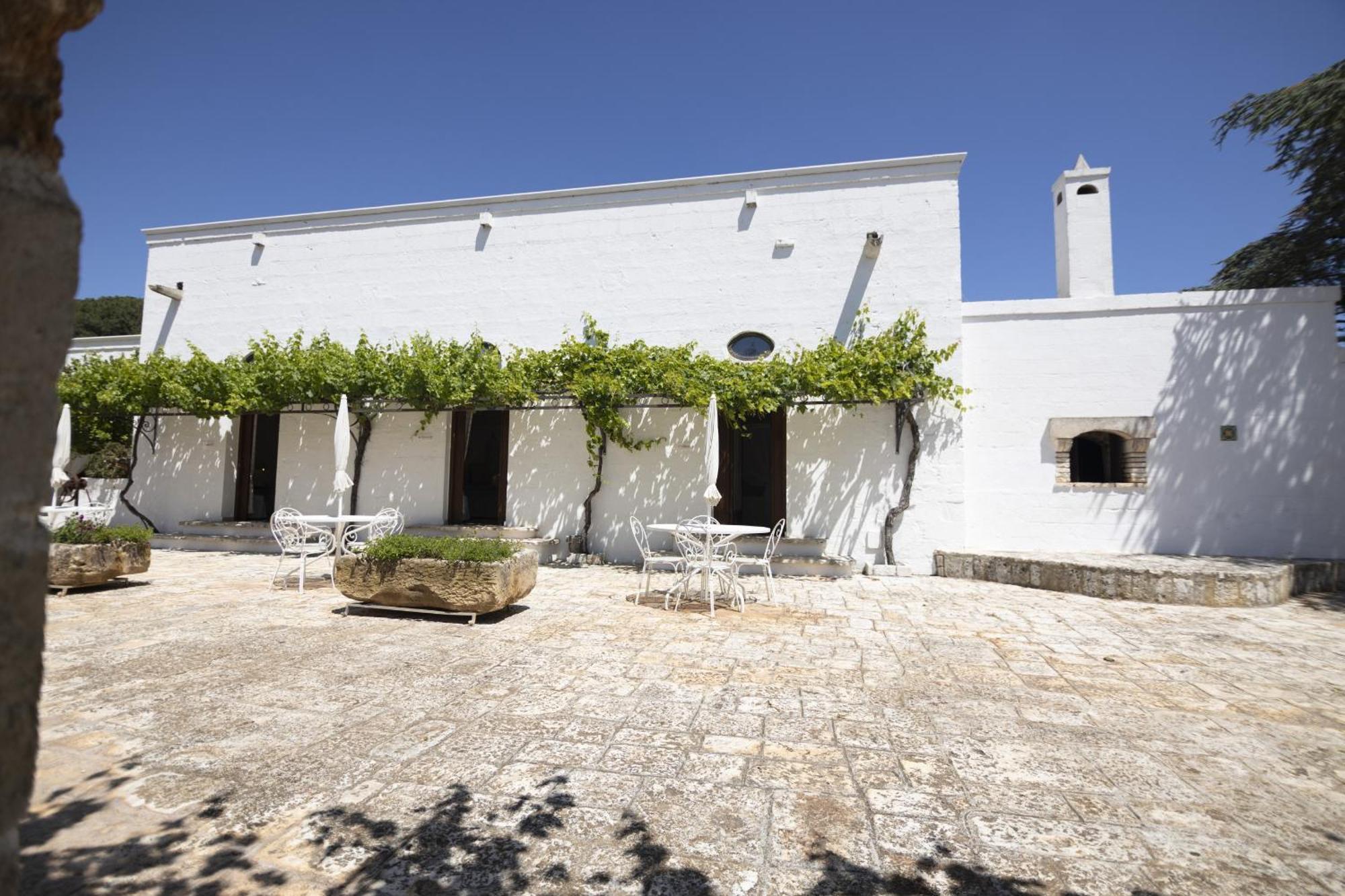 Masseria Palmo Francavilla Fontana Exterior photo
