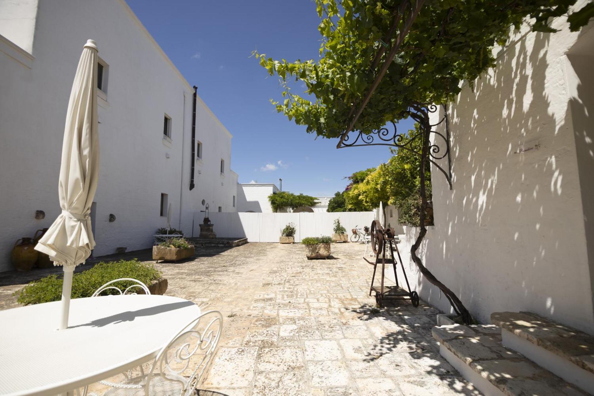 Masseria Palmo Francavilla Fontana Exterior photo